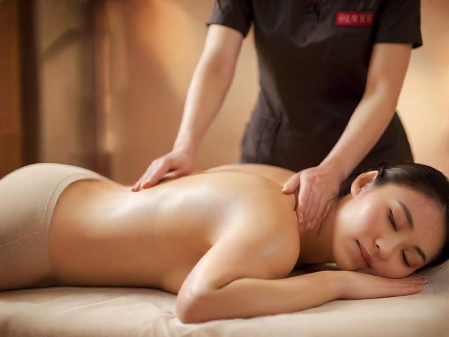 港富技师专业手法特写